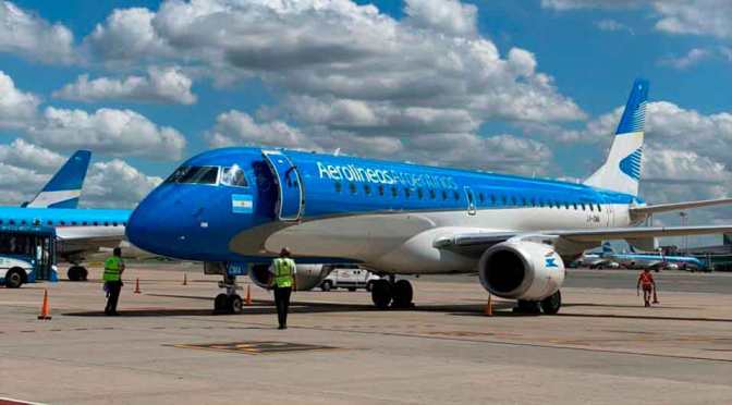 Primer avión con nuevo diseño de Aerolineas Argentinas